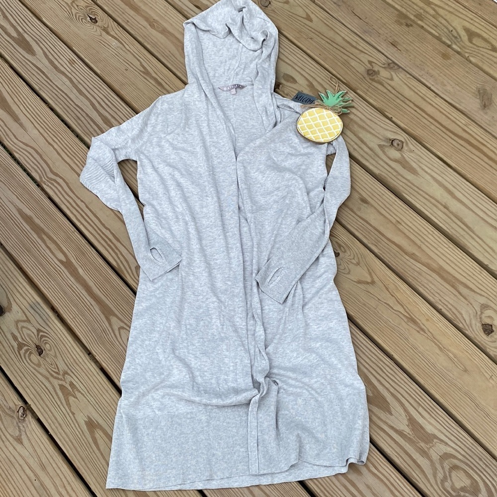 🍍ATHLETA HOODED LIGHT SWEATER 🍍36” length 🍍THUMB HOLES🍍SIZE XS🍍H-5